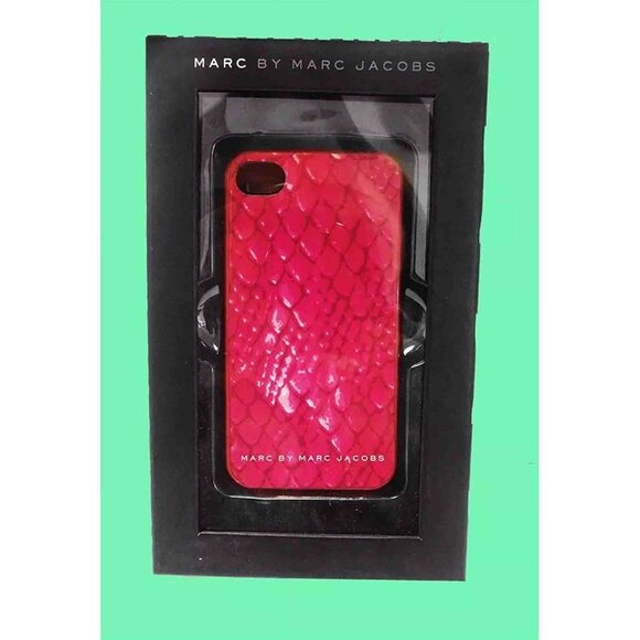 Marc Jacobs Pink Dragon Scale iPhone 4/4s Phone Case - Picture 1 of 3